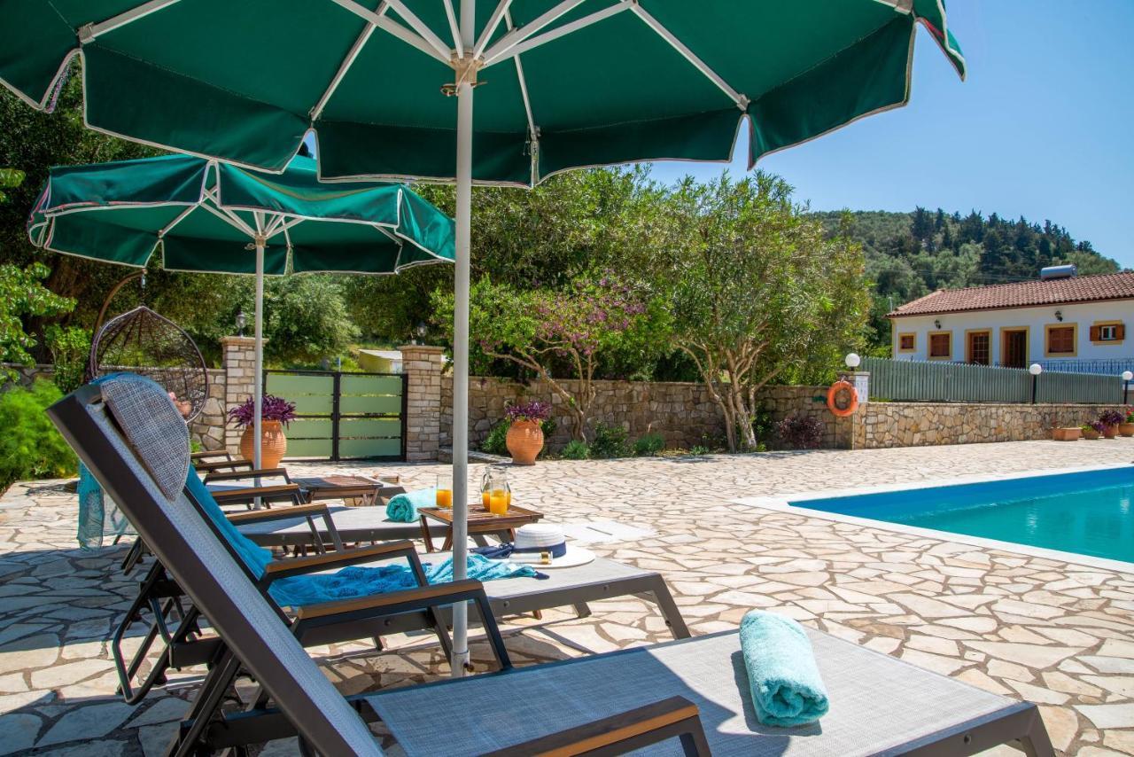 Aphrodite Studios & Apt With Pool Lákka Exteriör bild